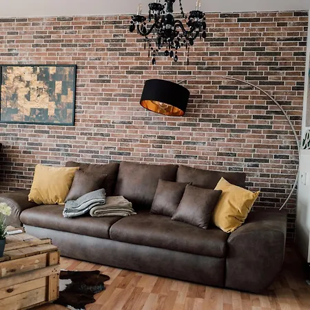 Rooftop Buddha Lounge - Im Dachgeschoss In Mit Waschmaschine Und Netflix Leipzig