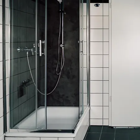 아파트 Rooftop Buddha Lounge - Im Dachgeschoss In Mit Waschmaschine Und Netflix *