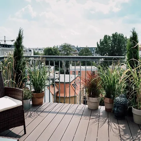 Rooftop Buddha Lounge - Im Dachgeschoss In Mit Waschmaschine Und Netflix Apartment