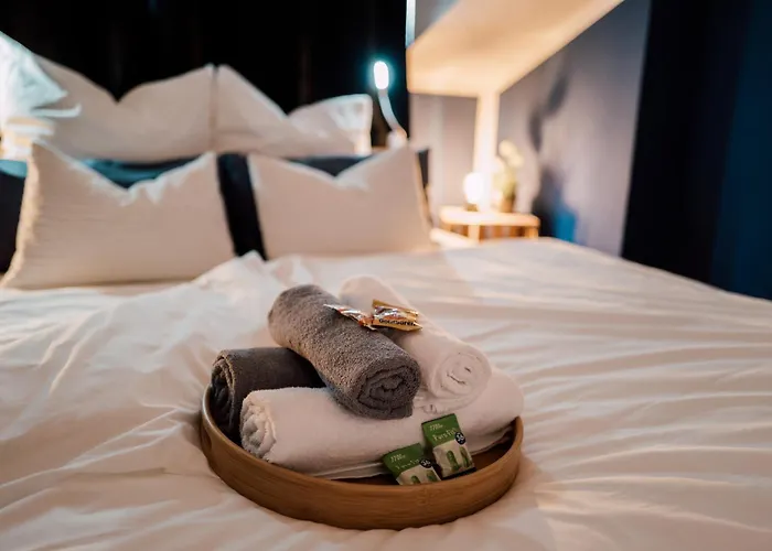 Rooftop Buddha Lounge - Im Dachgeschoss In Mit Waschmaschine Und Netflix Lejlighed