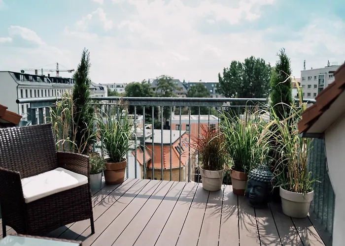 Rooftop Buddha Lounge - Im Dachgeschoss In Mit Waschmaschine Und Netflix Lejlighed